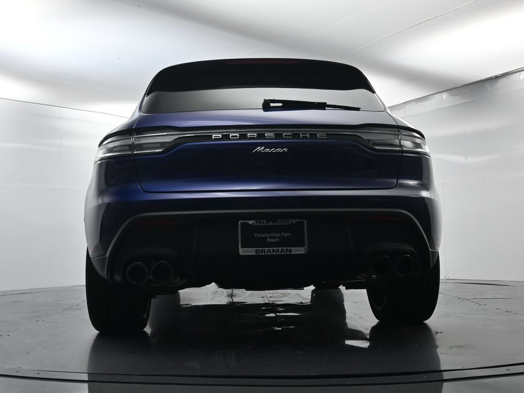 Certified 2025 Porsche Macan AWD/4WD image 50