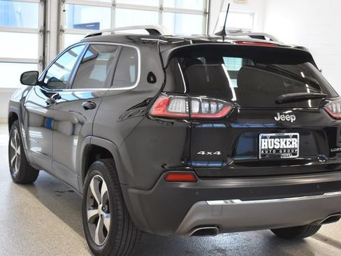 Used 2019 Jeep Cherokee Limited AWD/4WD image 10
