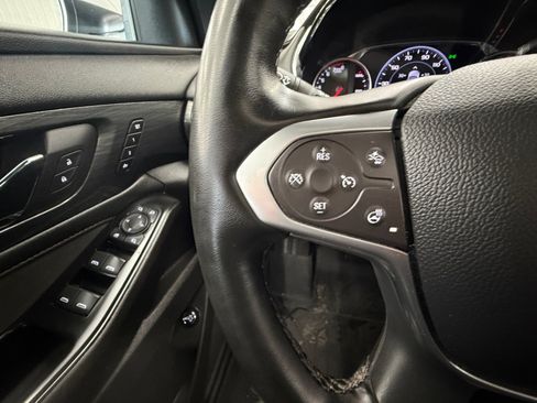 Used 2023 Chevrolet Traverse High Country AWD/4WD image 17