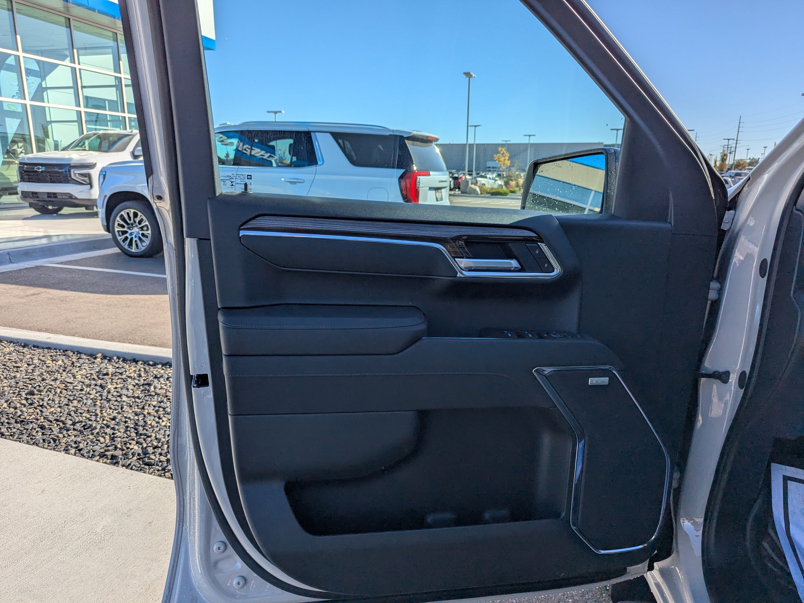 New 2026 Chevrolet Silverado 1500 RST w/ Safety Package AWD/4WD image 8
