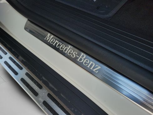 New 2026 Mercedes-Benz GLS 580 4MATIC image 35