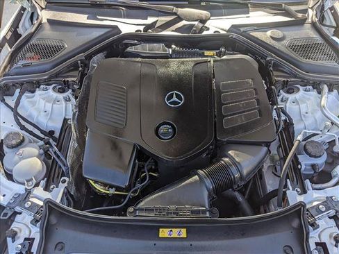 Used 2025 Mercedes-Benz E 350 Sedan image 23