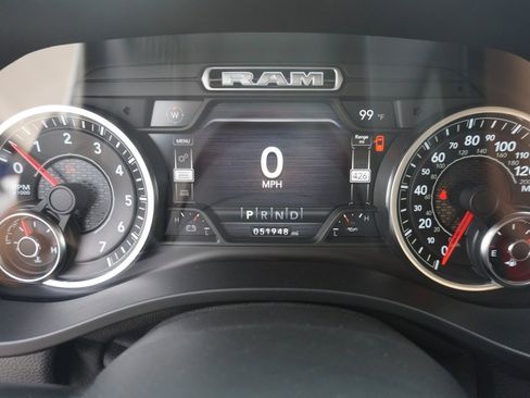 Used 2020 RAM 1500 Laramie AWD/4WD image 16