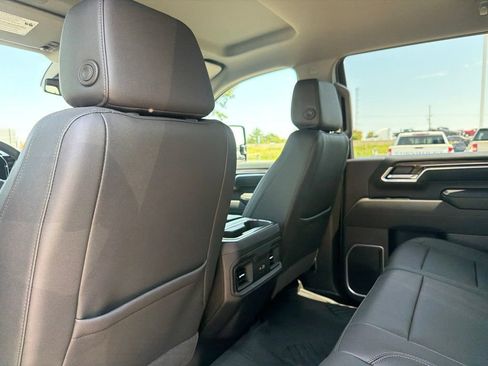 Used 2026 Chevrolet Silverado 2500 LT w/ Trail Boss Package AWD/4WD image 18