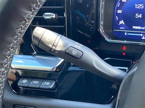 Used 2024 Chevrolet Silverado 3500 High Country w/ Technology Package image 22