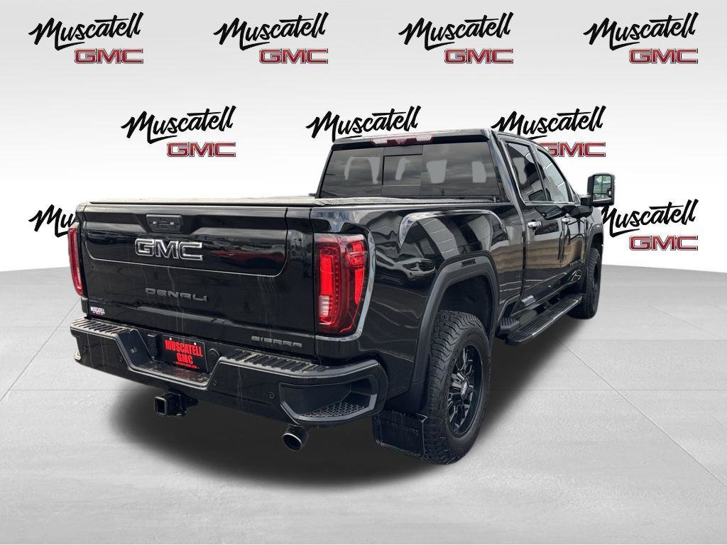 Used 2022 GMC Sierra 2500 Denali w/ Denali Ultimate Package AWD/4WD image 3