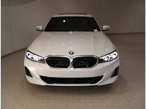 Used 2026 BMW 330i Sedan w/ Convenience Package RWD image 9