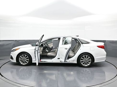 Used 2016 Hyundai Sonata Limited w/ Option Group 04 image 43