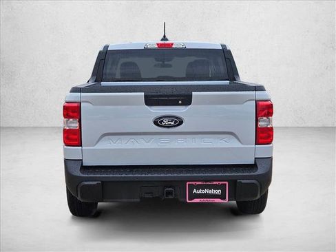 New 2025 Ford Maverick XL image 8