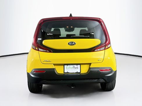 Used 2020 Kia Soul EX w/ Option Group 015 FWD image 7