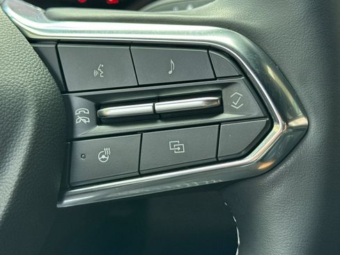 Used 2024 Chevrolet Equinox EV LT FWD image 35