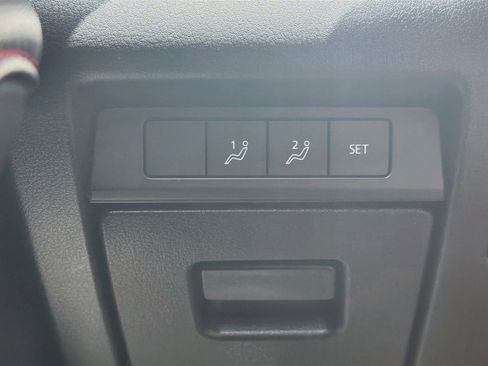 Used 2025 MAZDA CX-30 AWD 2.5 S w/ Preferred Package image 17
