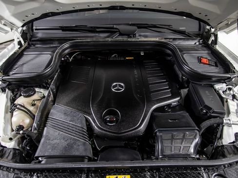Used 2024 Mercedes-Benz GLS 450 4MATIC w/ AMG Line Exterior image 50