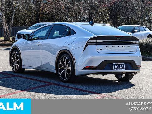 Used 2024 Toyota Prius Prime Premium w/ Advanced Technology Package image 9