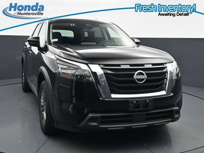 Used 2025 Nissan Pathfinder SV