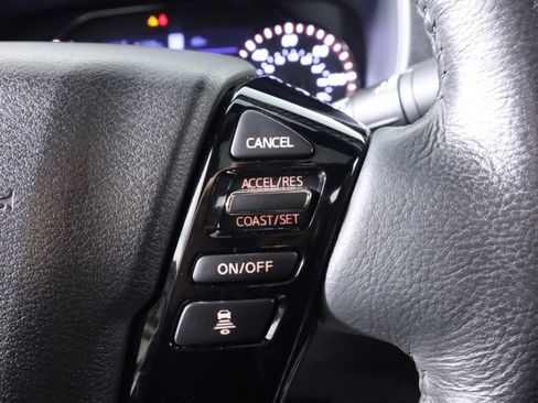 Used 2022 Nissan Frontier PRO-4X w/ Pro-4X Premium Package image 16