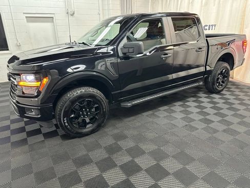 Used 2025 Ford F150 STX w/ Equipment Group 201A FX4 AWD/4WD image 5