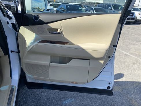 Used 2014 Lexus RX 350 FWD w/ Navigation Package image 25