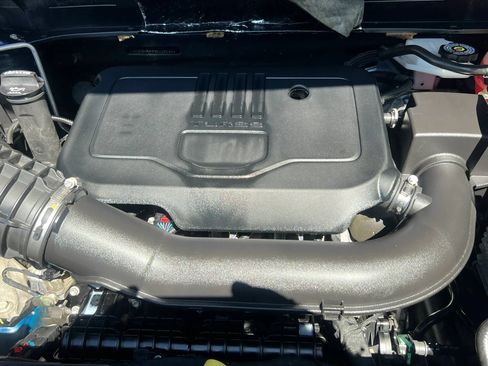 Used 2022 Chevrolet Blazer LT AWD/4WD image 34