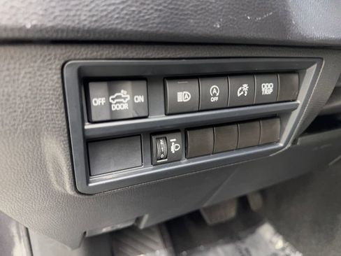 Used 2025 Toyota Tundra SR5 w/ SR5 Premium Package AWD/4WD image 57