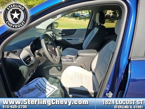 Used 2022 Chevrolet Equinox LS image 9