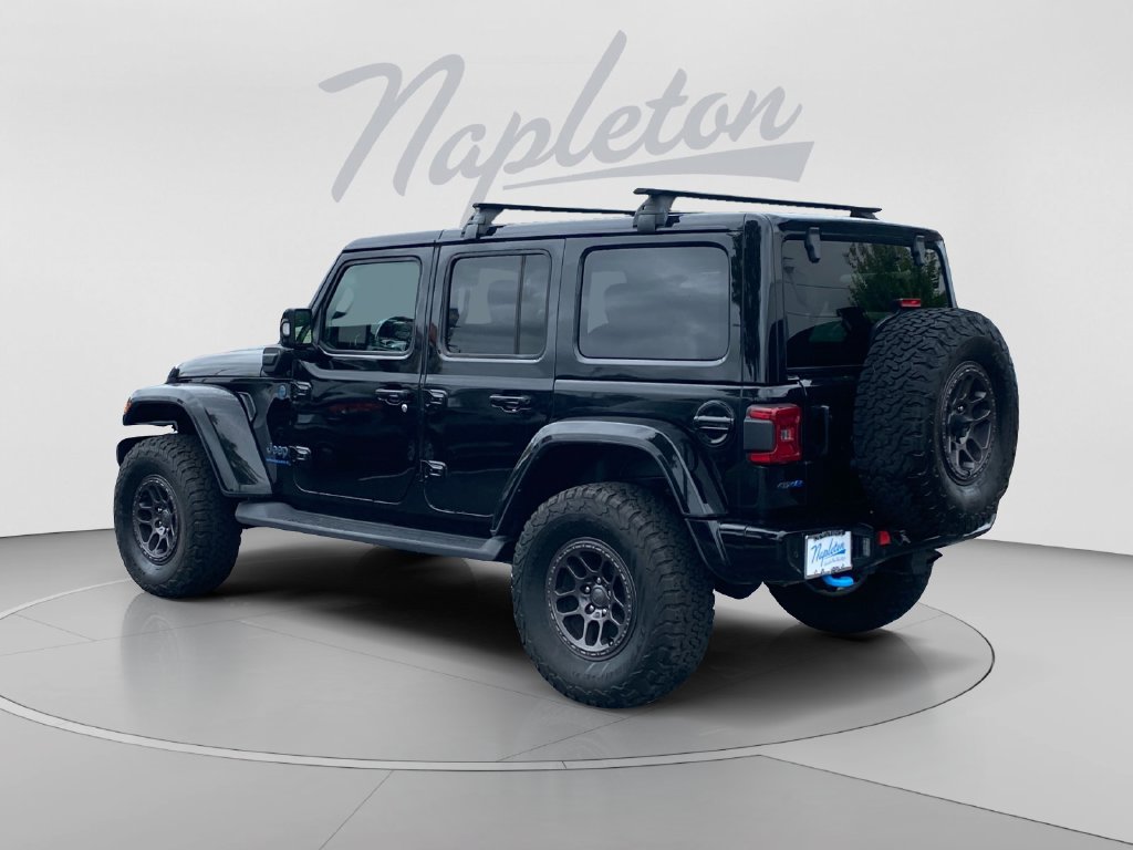 Used 2023 Jeep Wrangler Unlimited Sahara AWD/4WD image 3