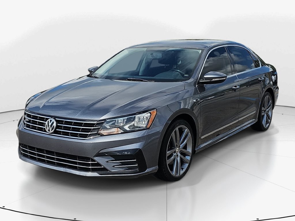 Used 2017 Volkswagen Passat 1.8T R-Line FWD image 11