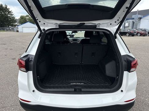 Used 2024 Chevrolet Equinox LT FWD image 49