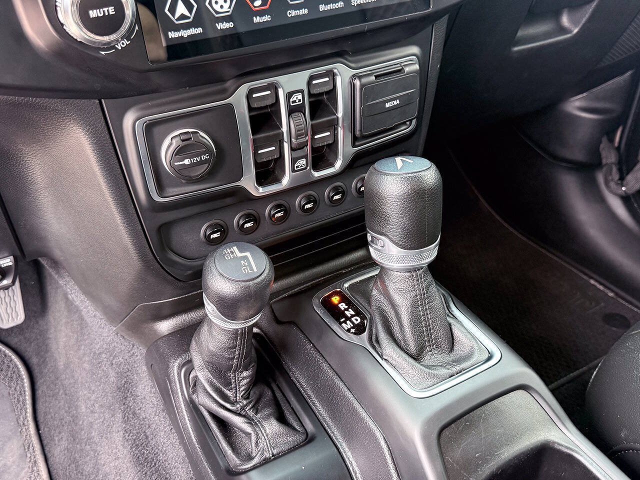 Used 2021 Jeep Gladiator Sport AWD/4WD image 60