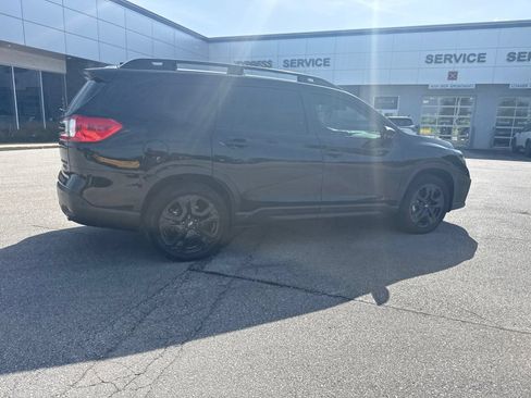 Certified 2025 Subaru Ascent Onyx Edition AWD/4WD image 14