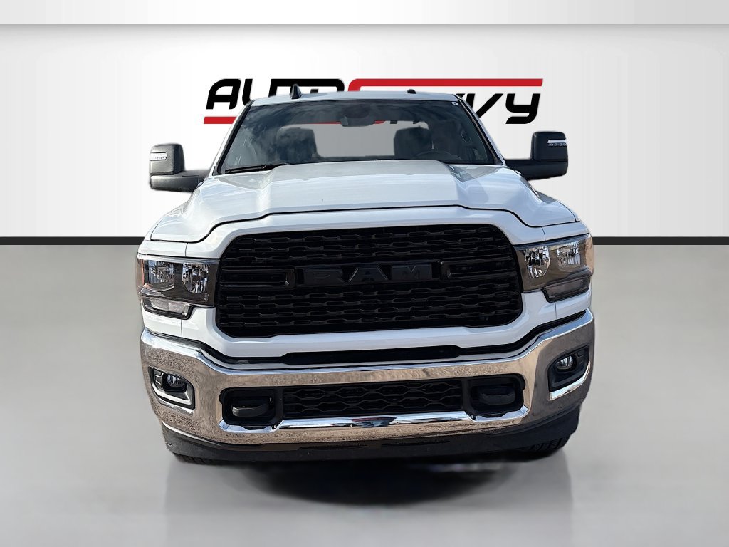 Used 2024 RAM 2500 Big Horn AWD/4WD image 2
