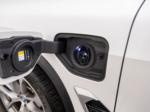 Certified 2024 BMW X5 xDrive50e w/ Executive Package image 32