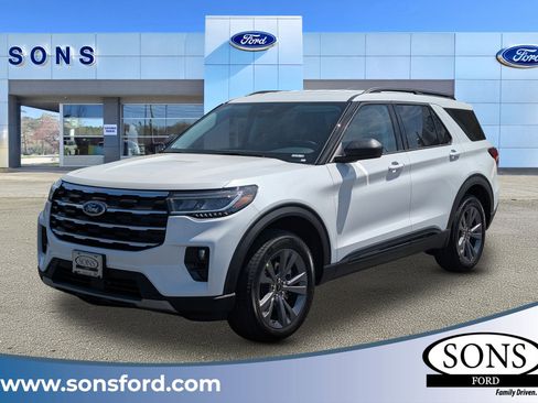 New 2026 Ford Explorer Active w/ Active Comfort Package image 1