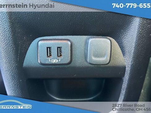 Used 2019 GMC Canyon Denali image 12