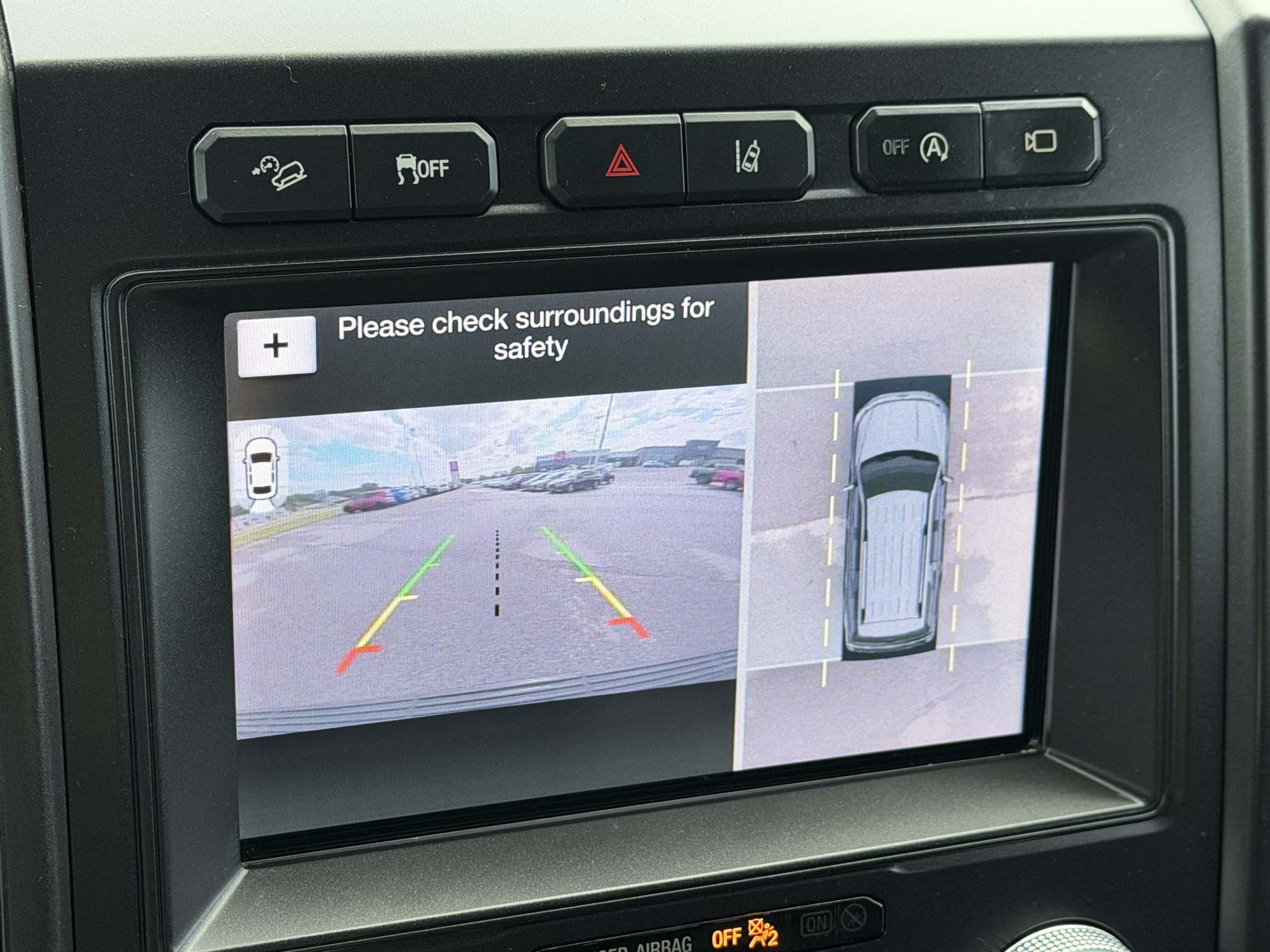 Used 2019 Ford Expedition Limited w/ Equipment Group 302A AWD/4WD image 14