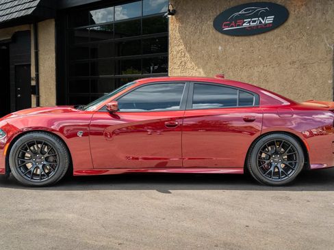 Used 2019 Dodge Charger SRT Hellcat RWD image 2