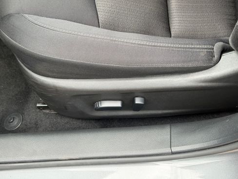 Used 2024 Nissan Altima 2.5 SV FWD image 16