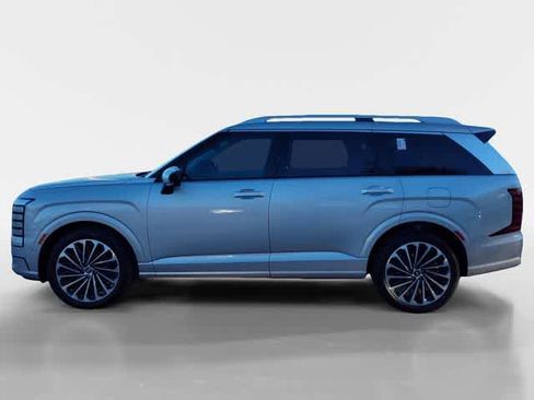 New 2026 Hyundai Palisade Calligraphy FWD image 3