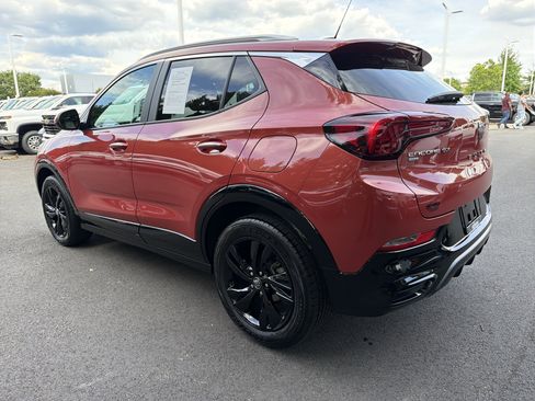 Used 2024 Buick Encore GX Sport Touring AWD/4WD image 8