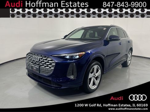 Used 2025 Audi Q5 Premium Plus w/ Premium Plus AWD/4WD image 1