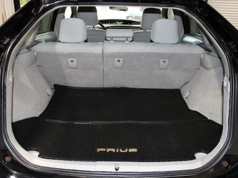 Used 2010 Toyota Prius Two FWD image 29