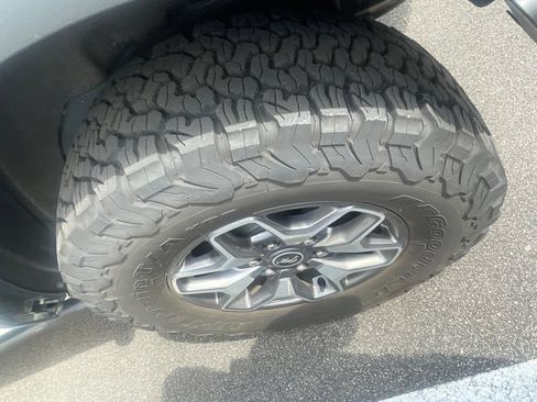 Used 2024 Ford Bronco Badlands AWD/4WD image 10