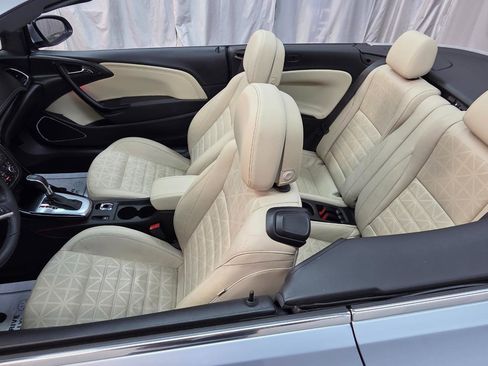 Used 2018 Buick Cascada Premium FWD image 16