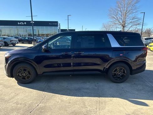 New 2026 Kia Carnival image 5