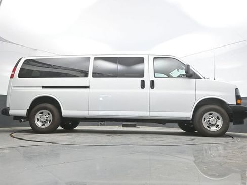Used 2024 Chevrolet Express 3500 LS RWD image 44