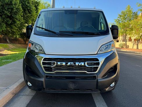Used 2025 RAM ProMaster 2500 w/ U-Haul Equipment Group FWD image 56