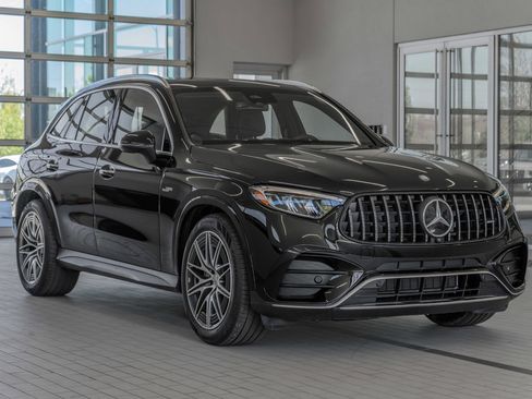 New 2025 Mercedes-Benz GLC 43 AMG 4MATIC image 21