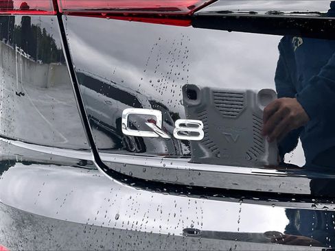 Used 2023 Audi Q8 Prestige AWD/4WD image 31