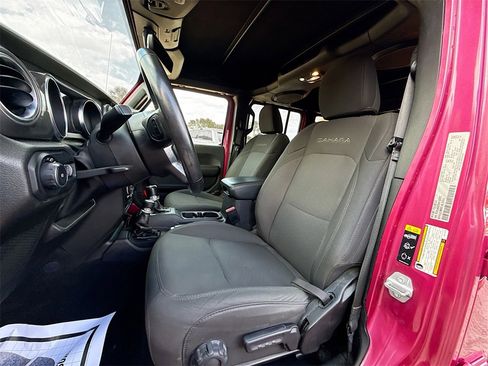 Used 2022 Jeep Wrangler Unlimited Sahara w/ LED Lighting Group image 23