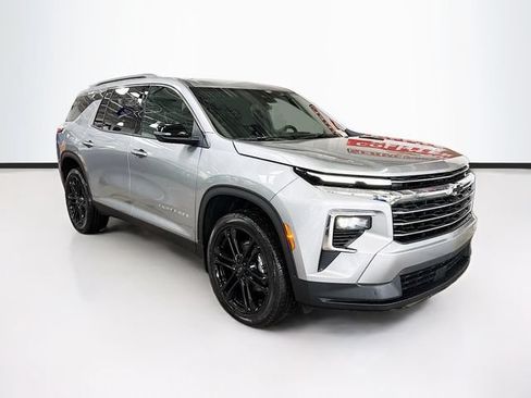 New 2026 Chevrolet Traverse LT w/ LPO, Floor Liner Package AWD/4WD image 3